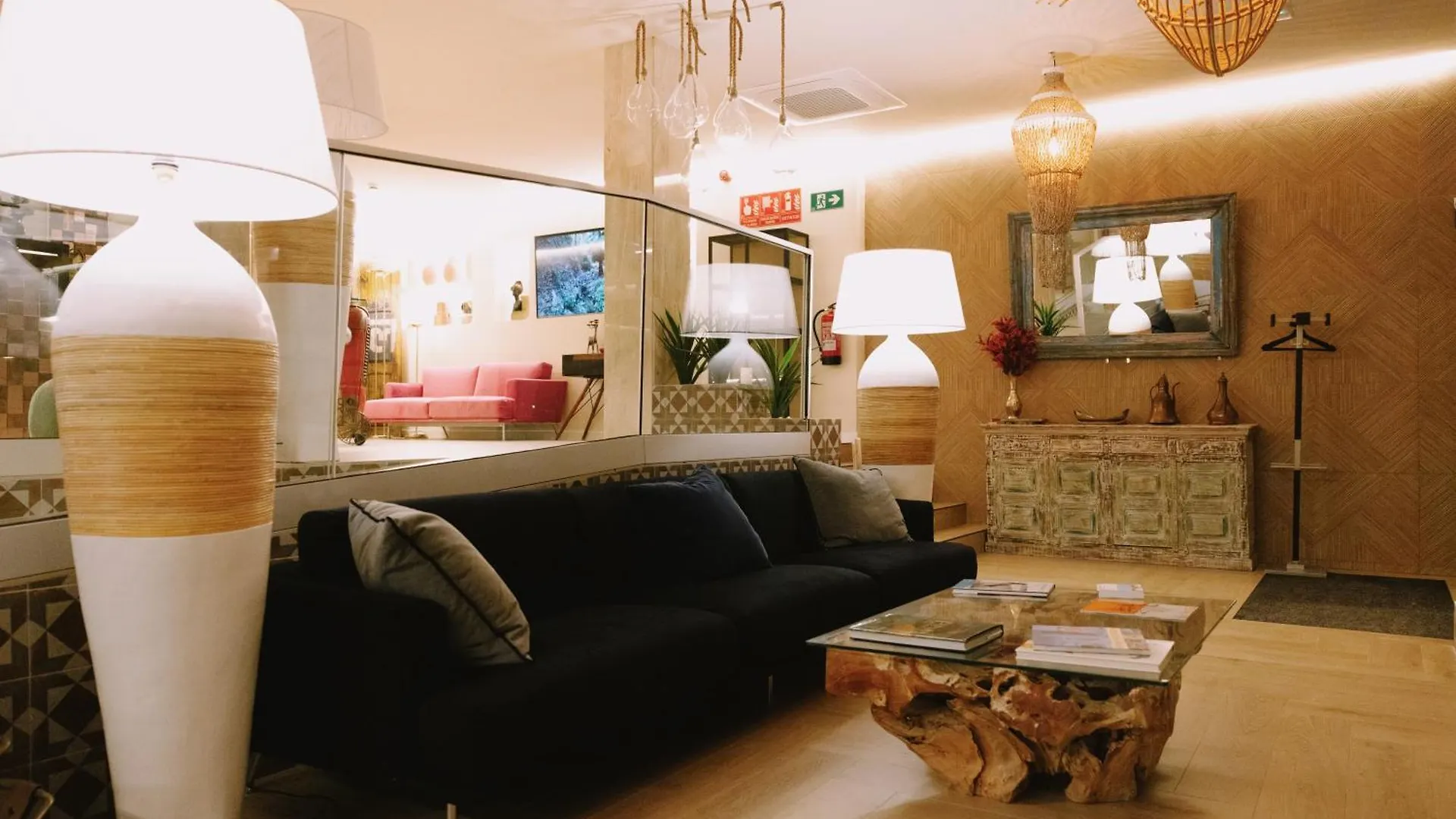Apartamentos Buendia Suites - Torremolinos Centro 0*,  西班牙