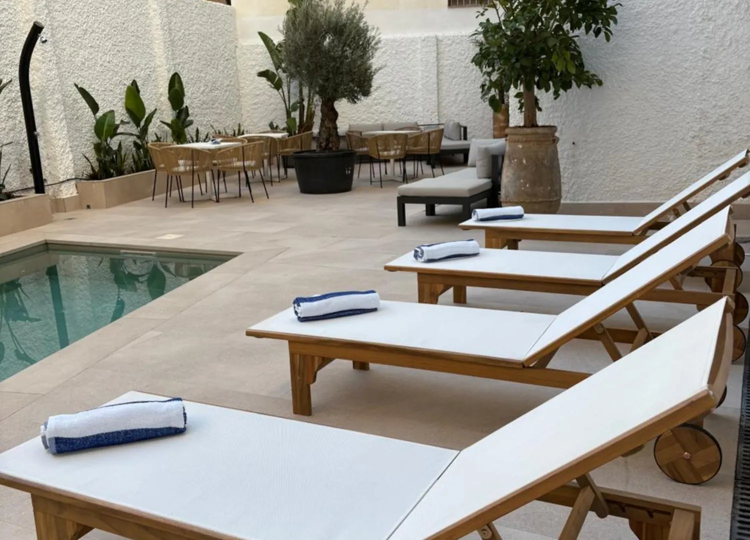 公寓式酒店 Apartamentos Buendia Suites - Torremolinos Centro