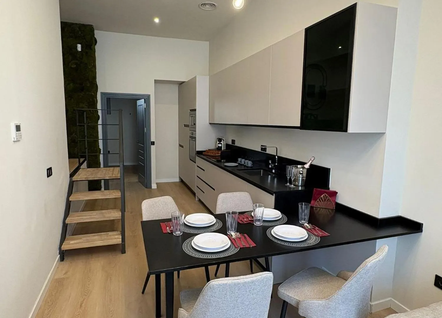 Apartamentos Buendia Suites - Torremolinos Centro 0*,  西班牙