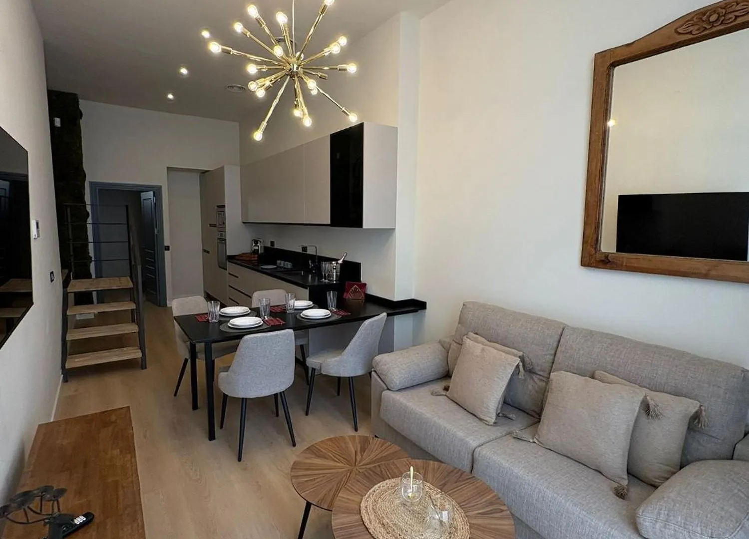 公寓式酒店 Apartamentos Buendia Suites - Torremolinos Centro