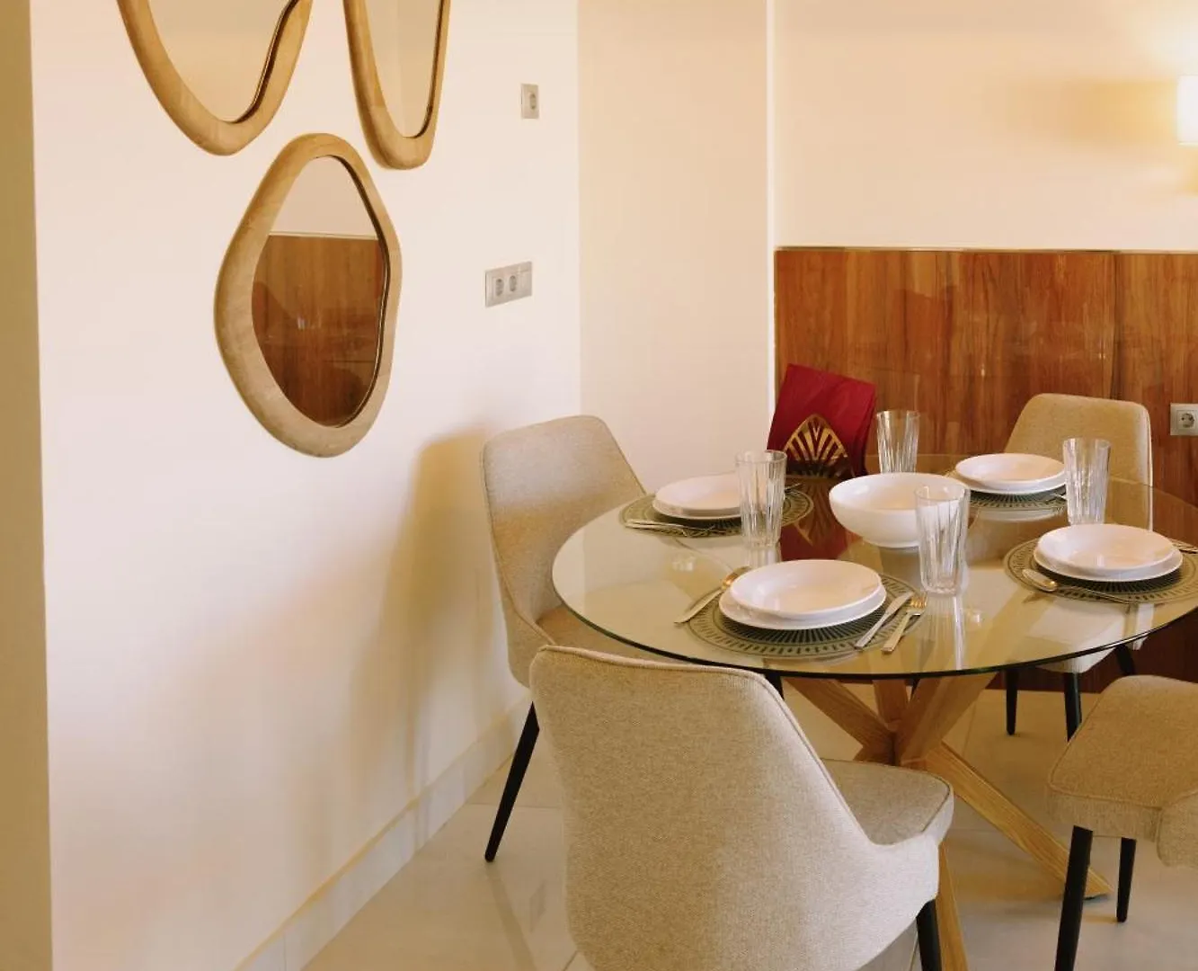 Apartamentos Buendia Suites - Torremolinos Centro 西班牙