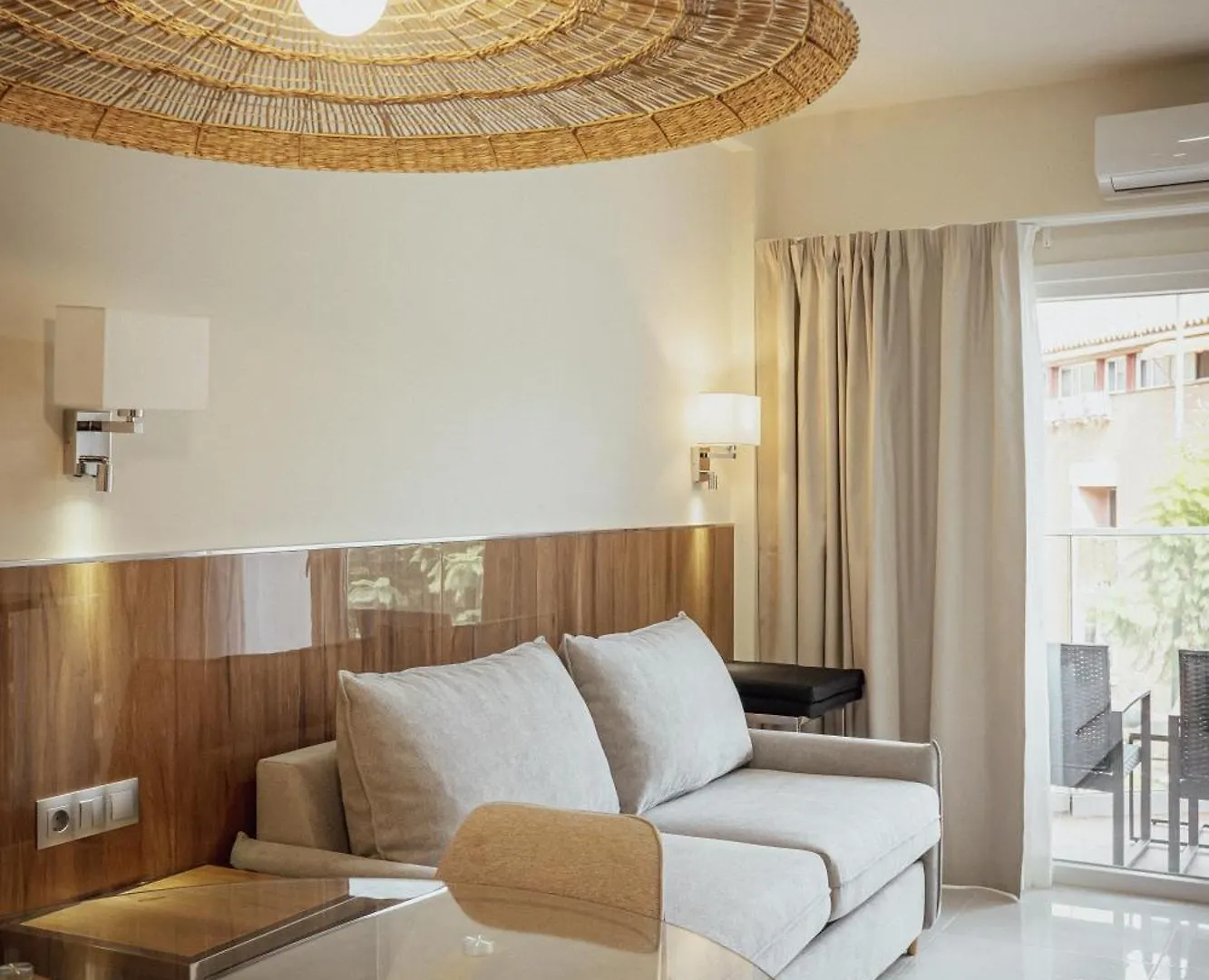 公寓式酒店 Apartamentos Buendia Suites - Torremolinos Centro